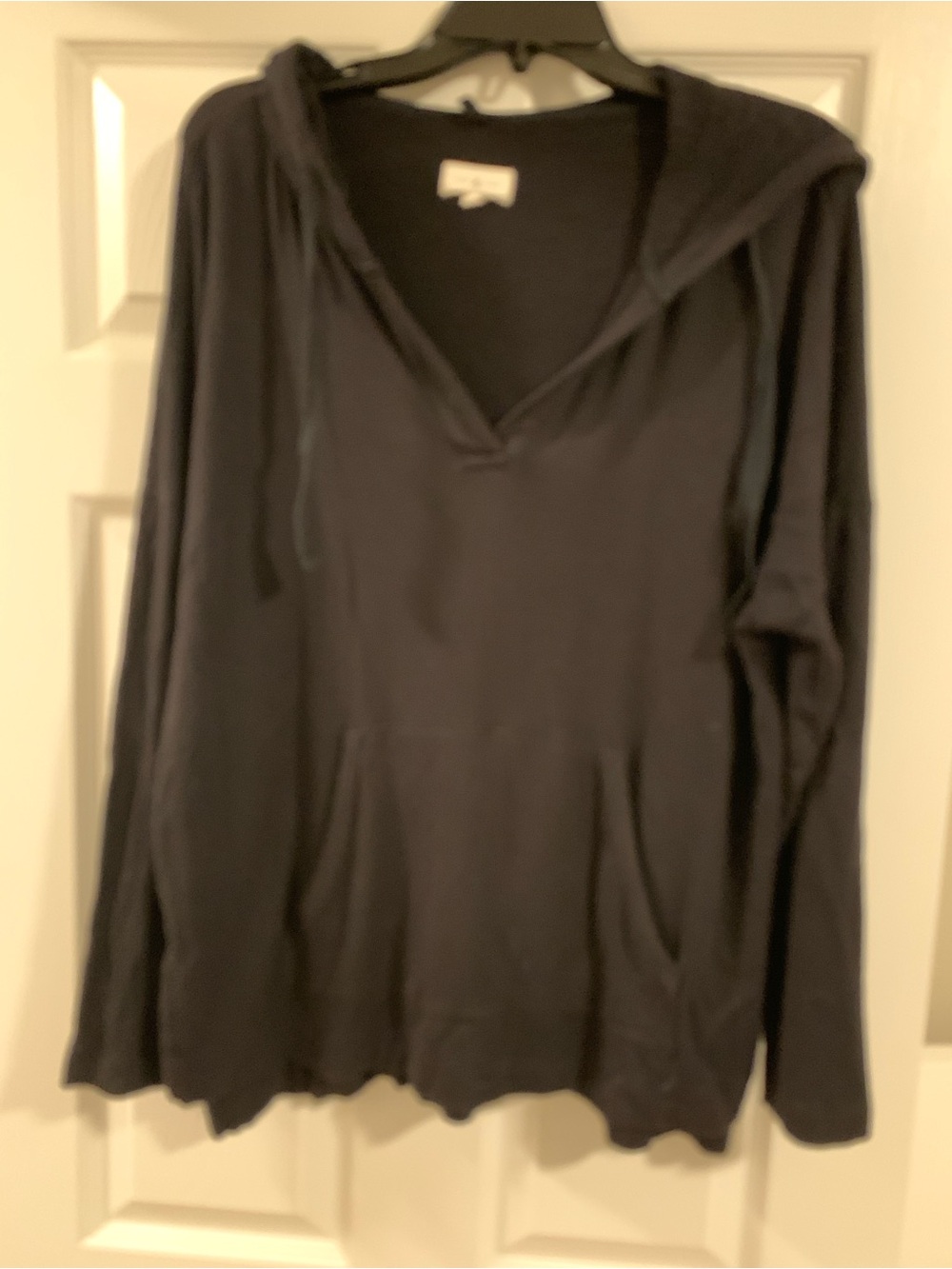 Lou & Grey Black Crewneck Pullover